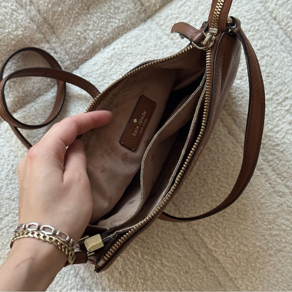 KATE SPADE Brown Pebble Leather Leila Triple Gusset in Warm Gingerbread - Picture 9 of 11